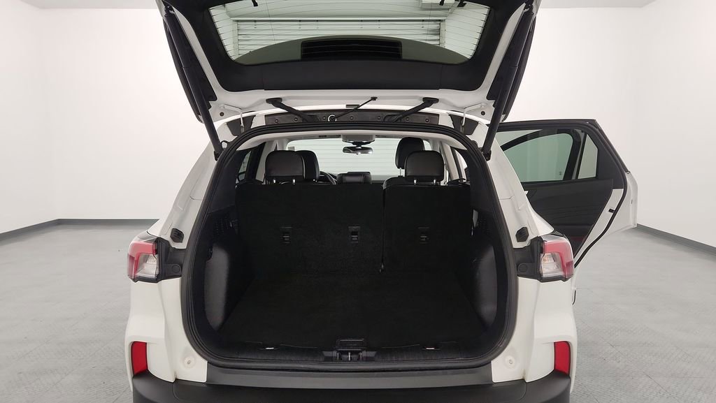 Certified 2022 Ford Escape SEL image 27