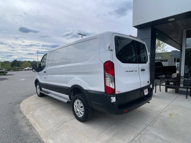 Certified 2025 Ford Transit 250 Low Roof w/ Exterior Upgrade Package RWD image 7