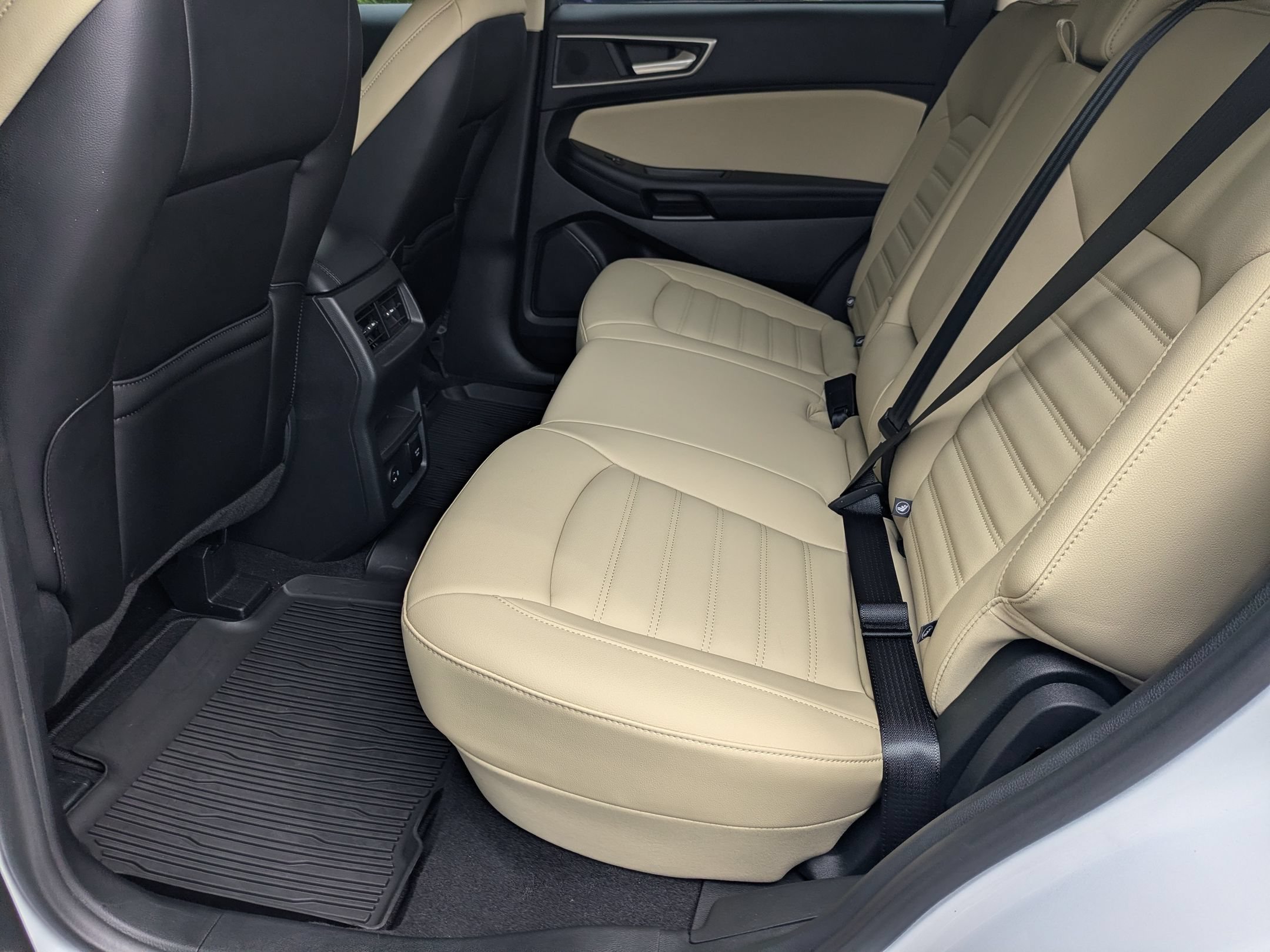 Certified 2022 Ford Edge SEL w/ Convenience Package AWD/4WD image 27