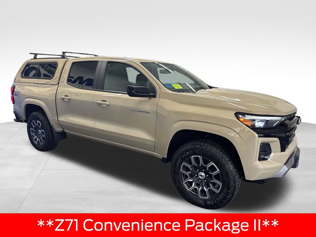 Used 2024 Chevrolet Colorado Z71 w/ Z71 Convenience Package 2 AWD/4WD image 3