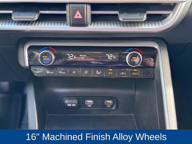 Used 2021 Kia K5 LXS image 16