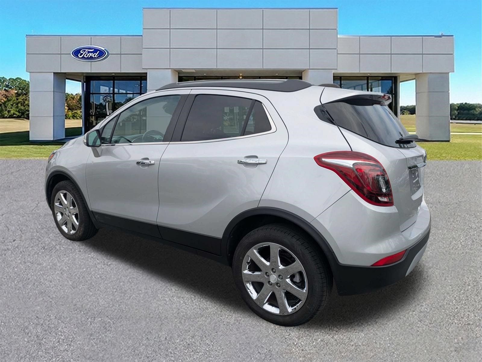 Used 2020 Buick Encore Essence w/ Experience Buick Package AWD/4WD image 3