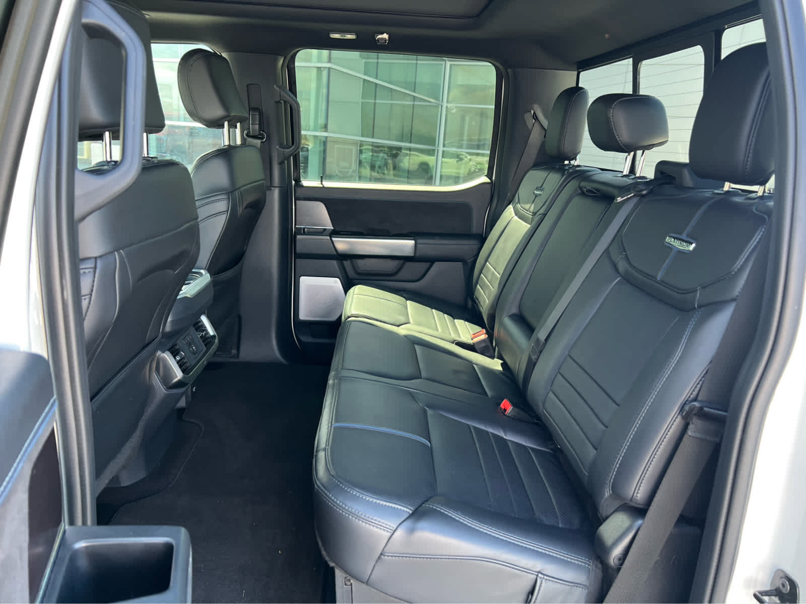 Certified 2025 Ford F150 Platinum w/ FX4 Off-Road Package AWD/4WD image 27