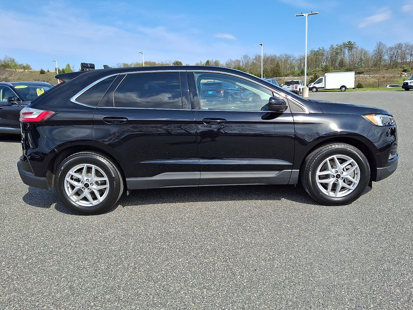 Certified 2023 Ford Edge SEL w/ Convenience Package AWD/4WD image 7