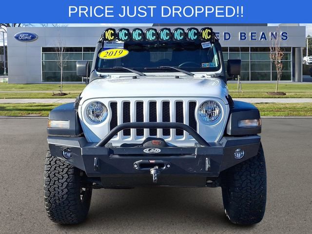 Used 2019 Jeep Wrangler Sport image 2