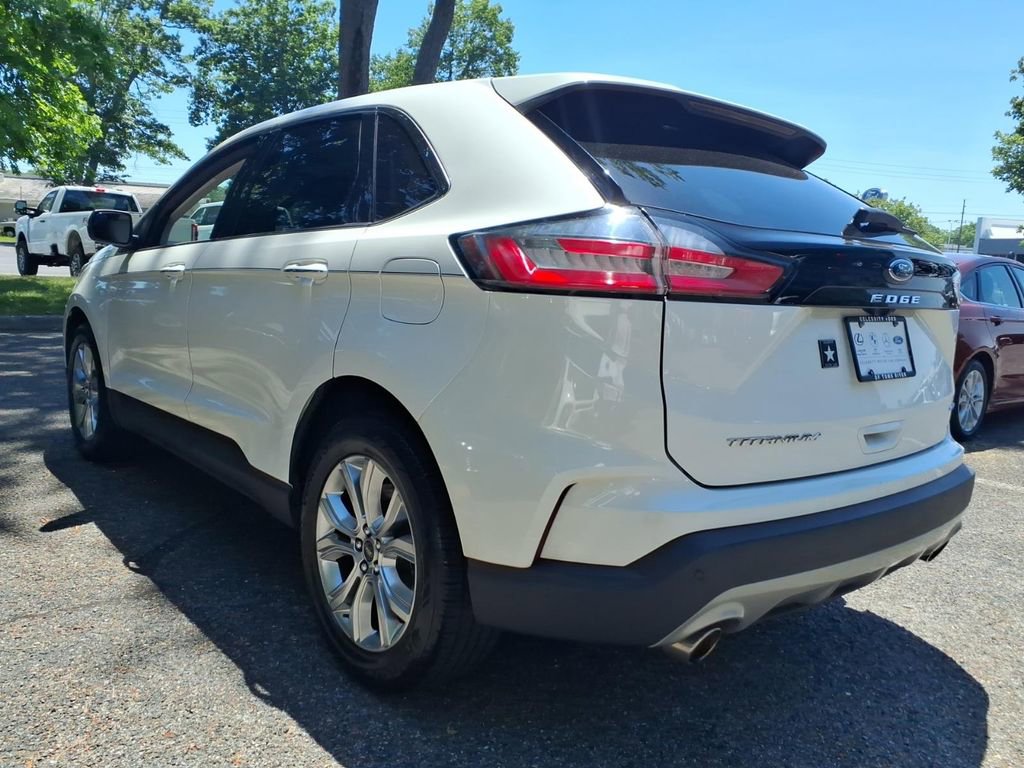 Certified 2023 Ford Edge Titanium AWD/4WD image 4