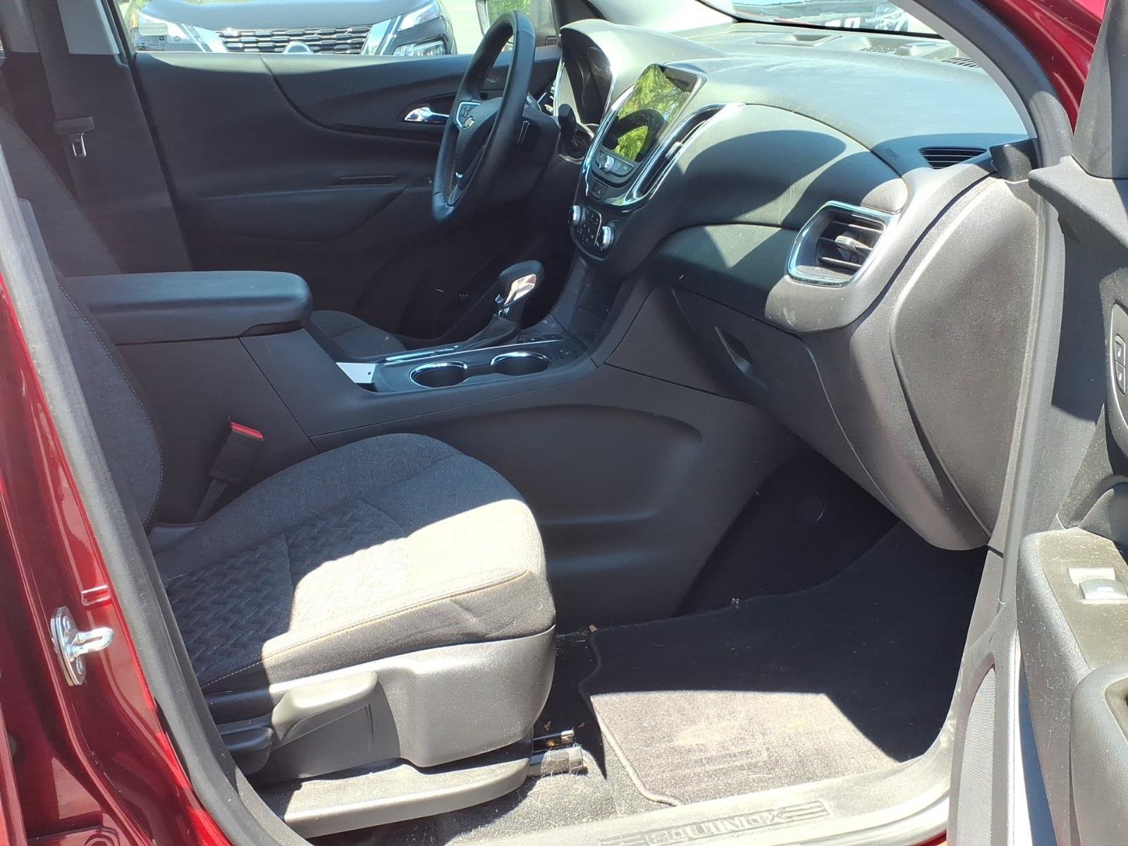 Used 2023 Chevrolet Equinox LT AWD/4WD image 18