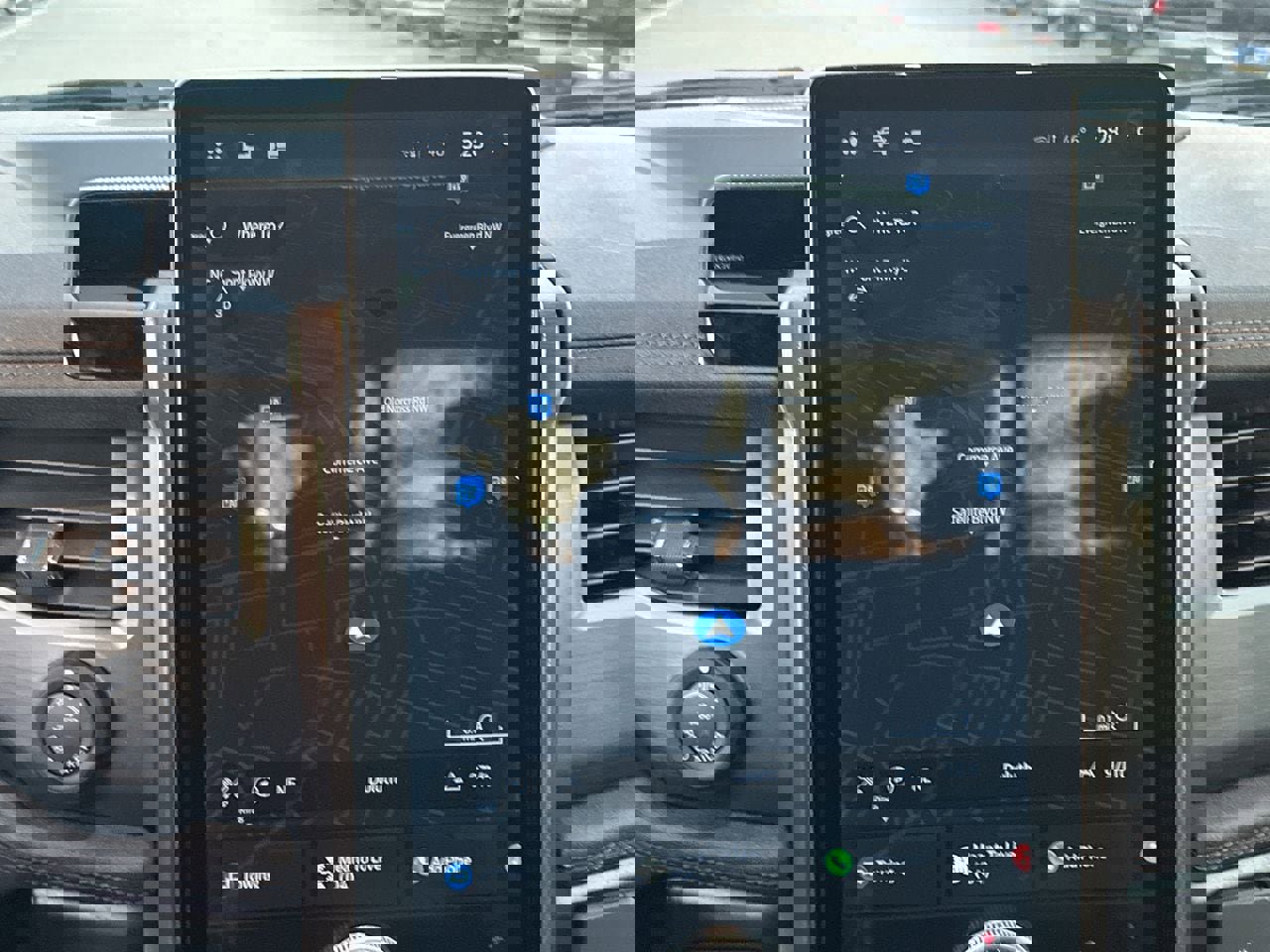 Certified 2023 Ford F150 Lightning Lariat w/ Equipment Group 511A High image 31