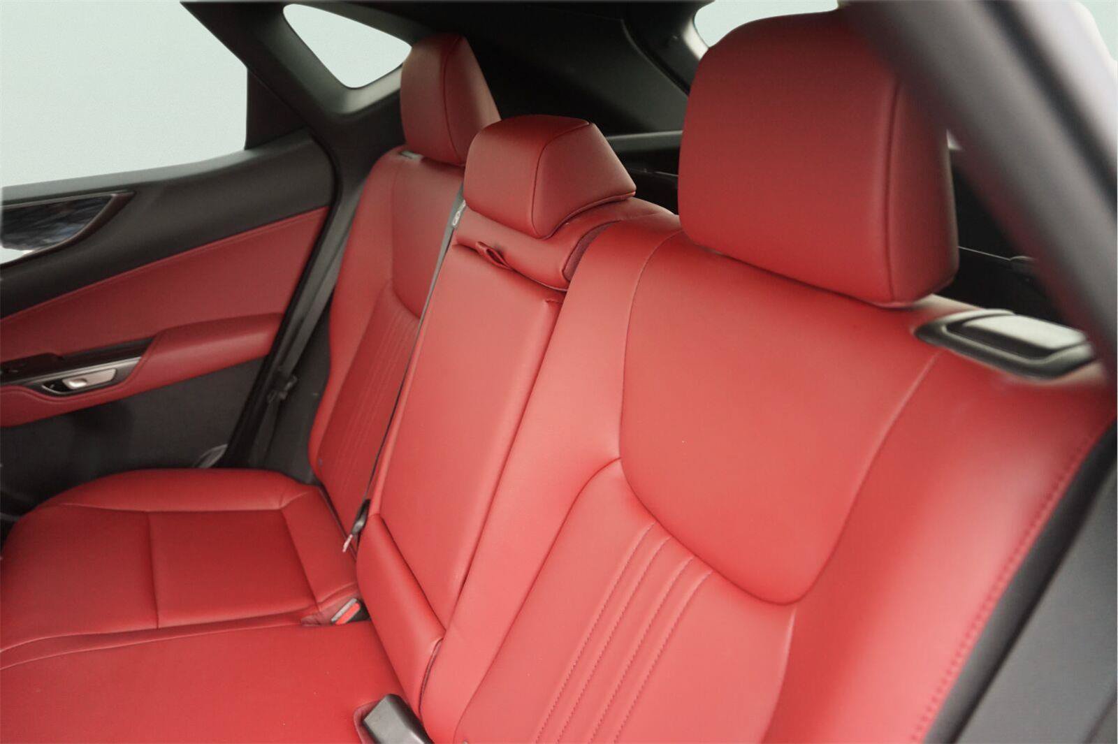 Used 2025 Lexus NX 250 FWD w/ Accessory Package (2T) image 14