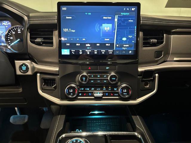 Certified 2022 Ford Expedition Max XLT image 25