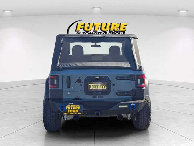 Used 2024 Jeep Wrangler Sport AWD/4WD image 5