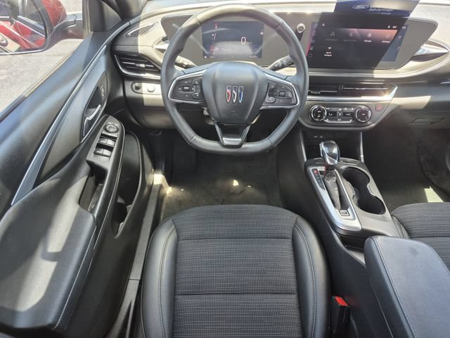 Used 2025 Buick Envista Sport Touring w/ Convenience I Package FWD image 28