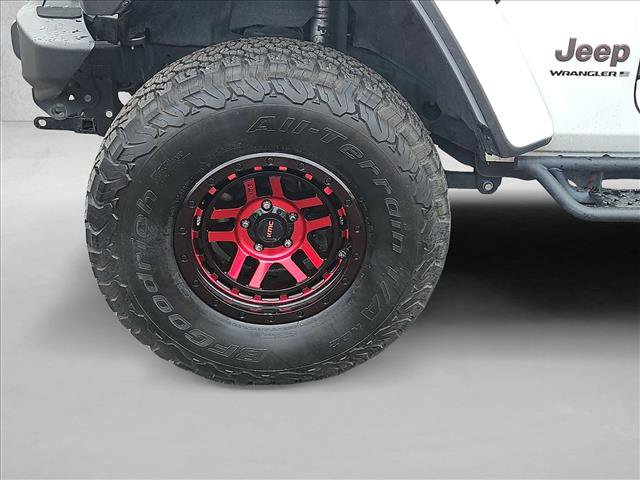 Used 2024 Jeep Wrangler Unlimited Rubicon AWD/4WD image 21