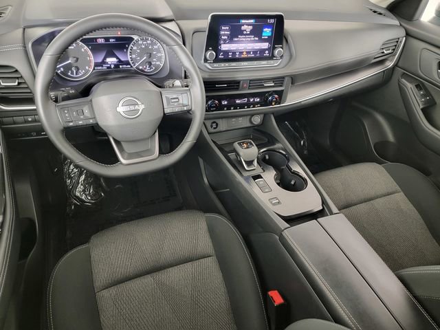 Used 2026 Nissan Rogue SV FWD image 32