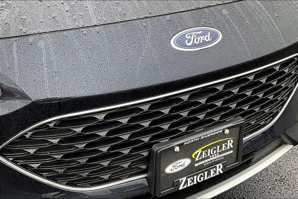 Certified 2021 Ford Escape SEL w/ Technology Package image 31