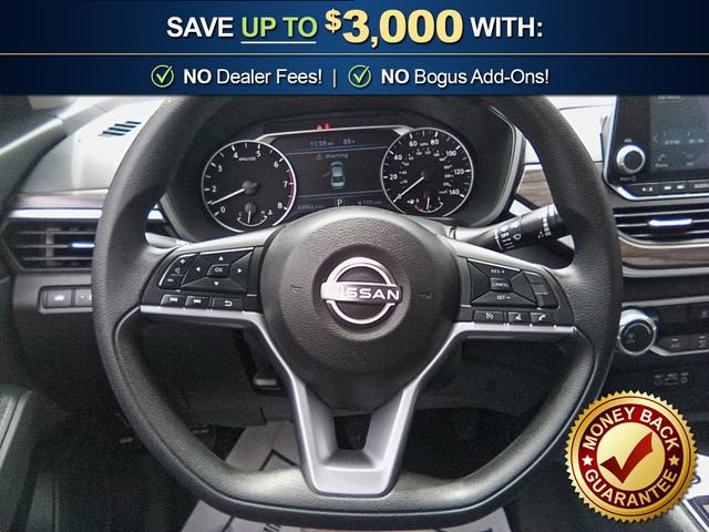Used 2025 Nissan Altima 2.5 SV FWD image 18