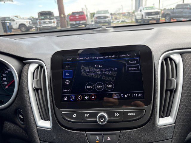 Used 2023 Chevrolet Malibu LT FWD image 12