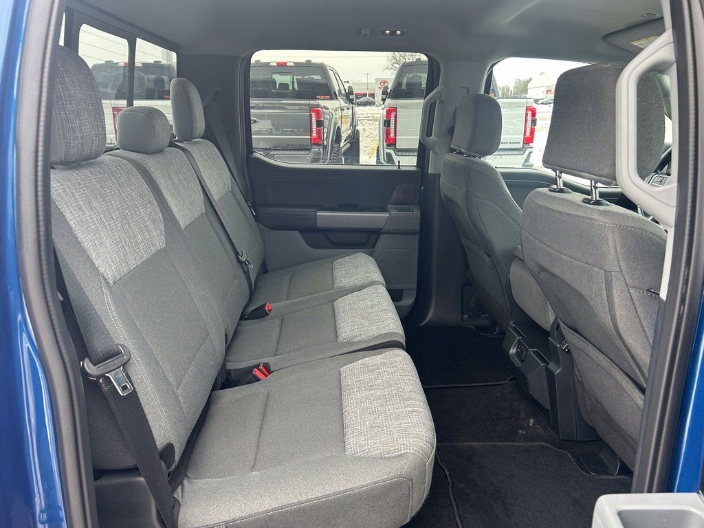 Certified 2022 Ford F150 XLT w/ Equipment Group 302A High image 18