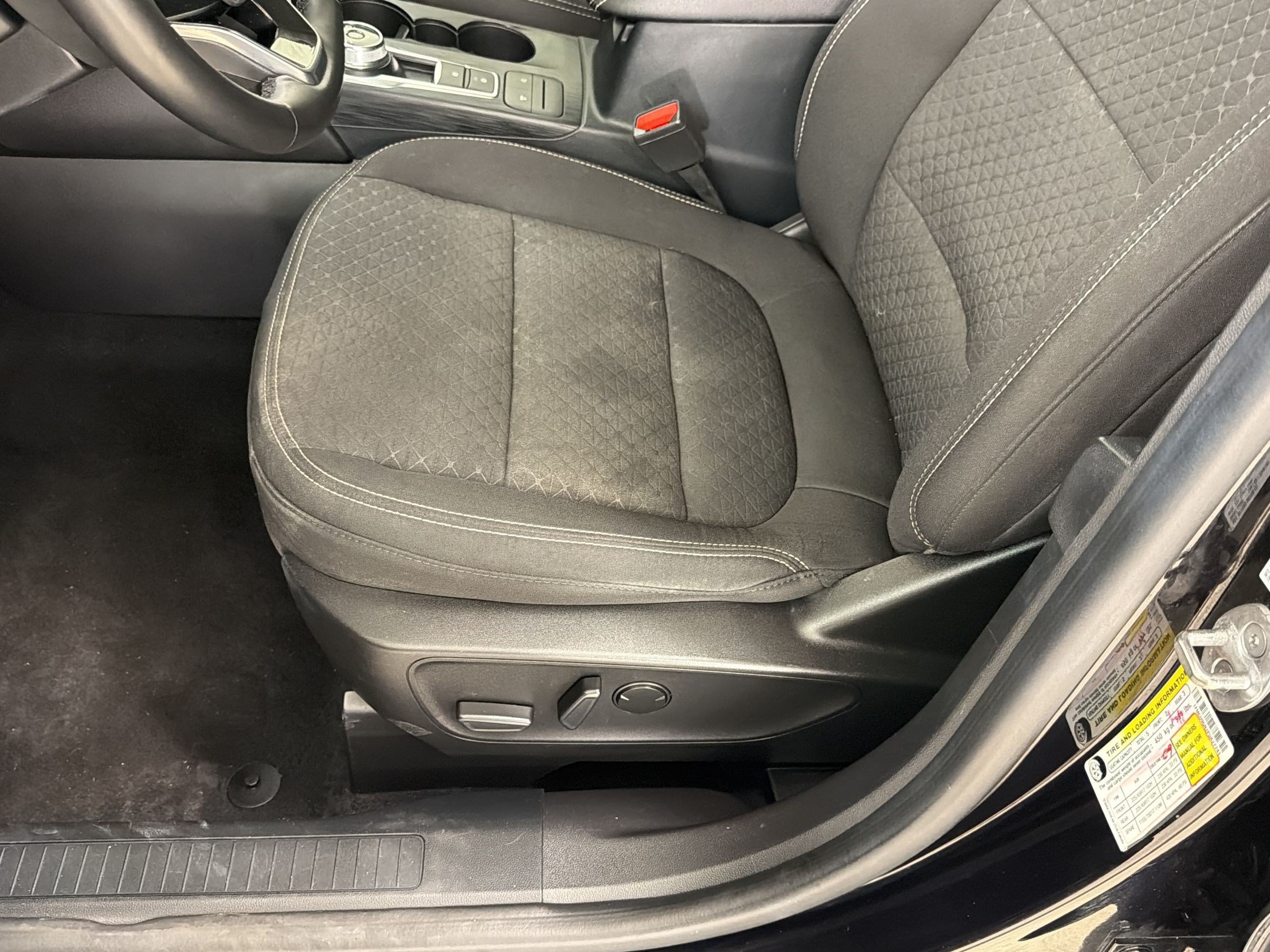 Certified 2023 Ford Escape Active AWD/4WD image 15