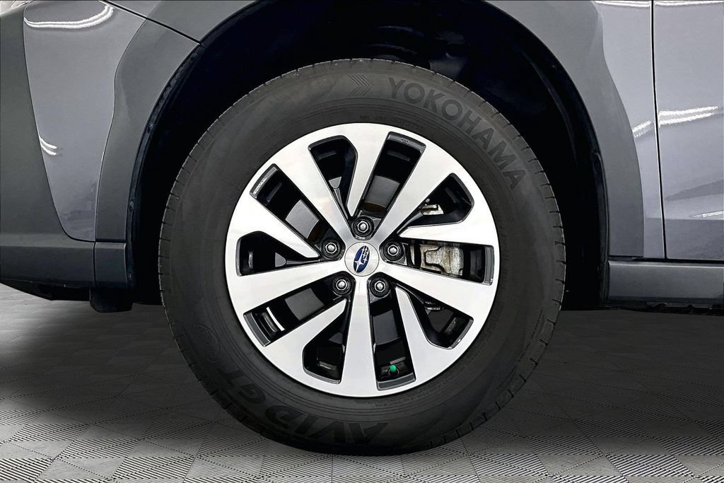 Used 2024 Subaru Outback Premium AWD/4WD image 9