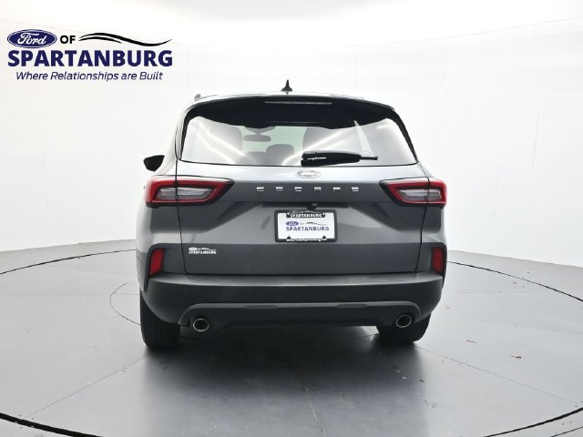 Certified 2025 Ford Escape ST-Line FWD image 6