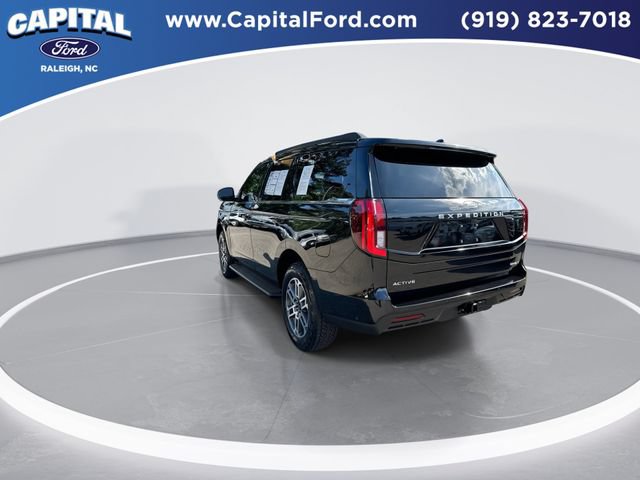 Certified 2025 Ford Expedition Active AWD/4WD image 6