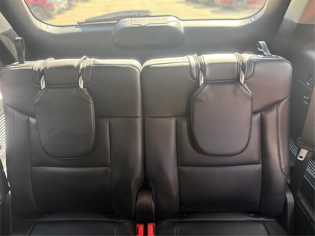 Certified 2023 Ford Explorer XLT w/ Equipment Group 202A image 27