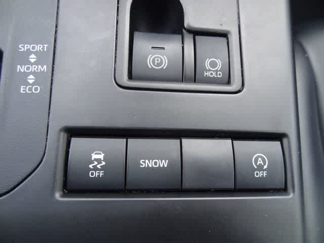 Used 2021 Toyota Highlander XSE FWD image 40