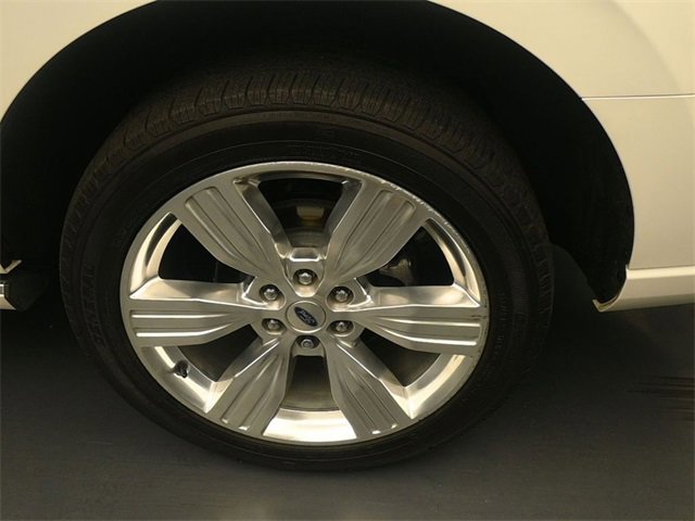 Certified 2024 Ford Expedition Platinum image 9