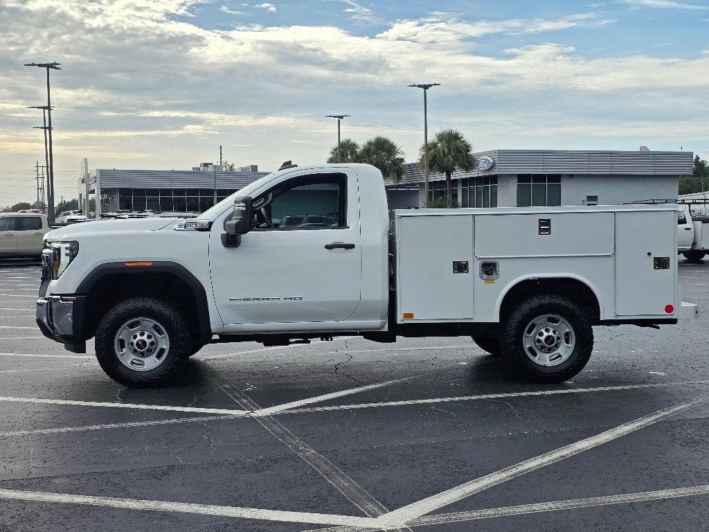 Used 2024 GMC Sierra 2500 Pro w/ Convenience Package AWD/4WD image 8