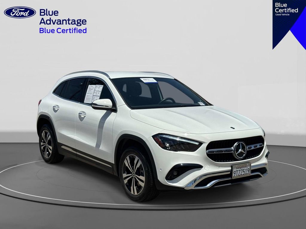 Used 2025 Mercedes-Benz GLA 250 image 4