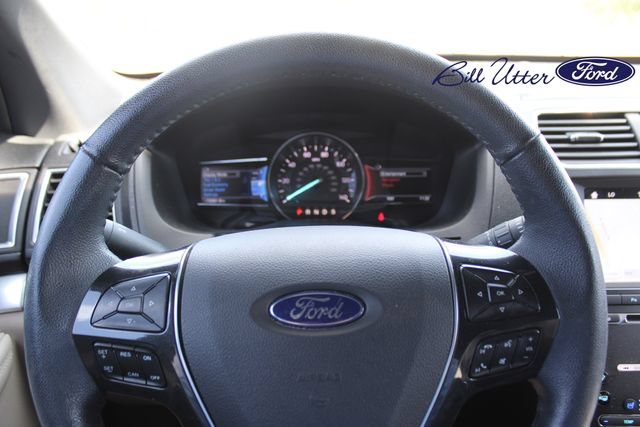 Certified 2018 Ford Explorer Limited FWD image 9