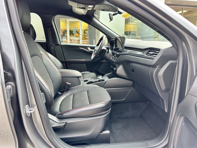 Certified 2024 Ford Escape ST-Line w/ Tech Pack #1 AWD/4WD image 47