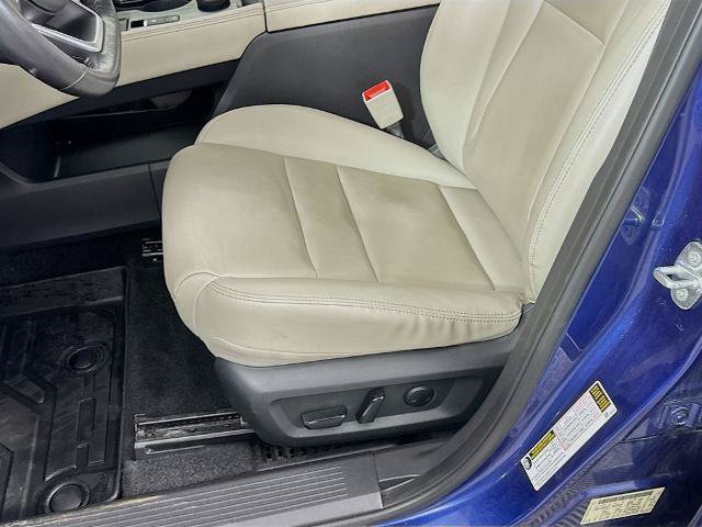 Used 2023 Nissan Rogue SL w/ SL Premium Package AWD/4WD image 21