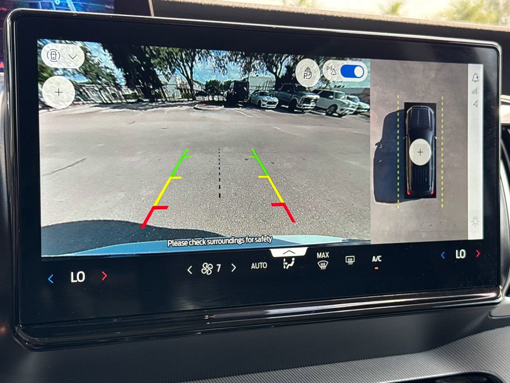 Certified 2025 Ford Expedition Active image 20