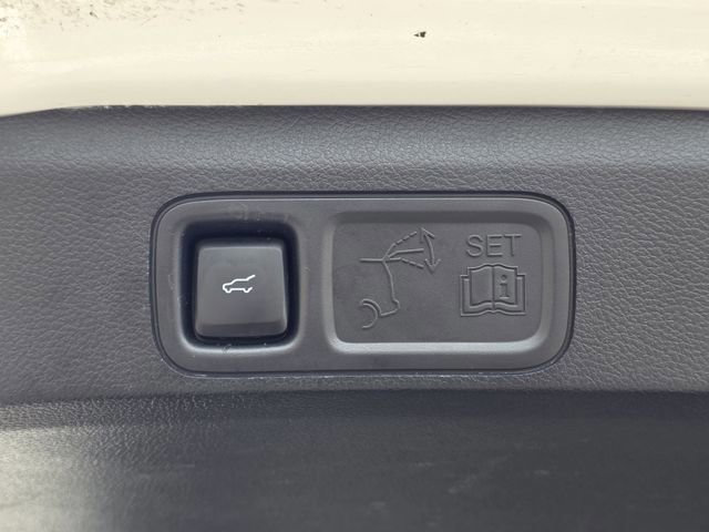 Certified 2024 Ford Expedition Limited image 30