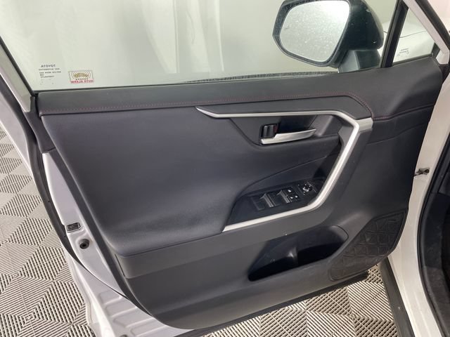 Used 2020 Toyota RAV4 TRD Off-Road w/ TRD Off-Road Weather Package AWD/4WD image 11