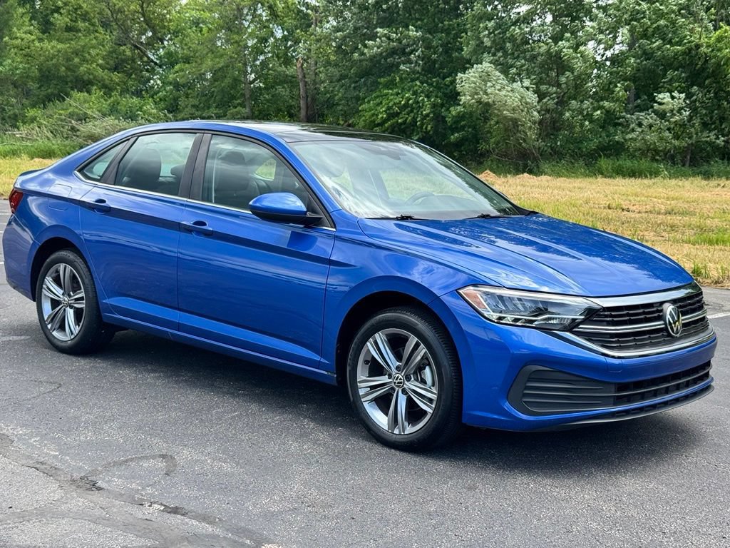Used 2022 Volkswagen Jetta SE FWD image 7