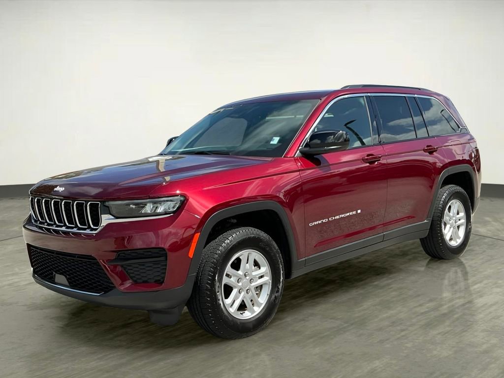 Used 2025 Jeep Grand Cherokee Laredo w/ Trailer Tow Package