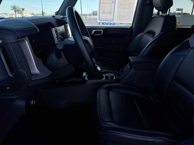 Certified 2025 Ford Bronco Outer Banks AWD/4WD image 18