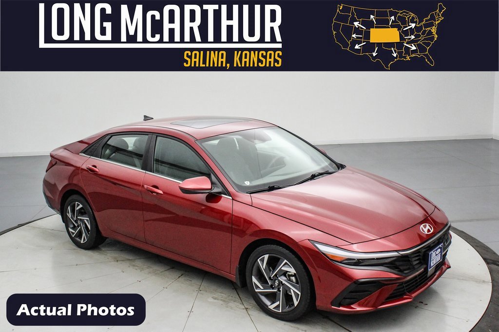 Used 2025 Hyundai Elantra SEL image 7