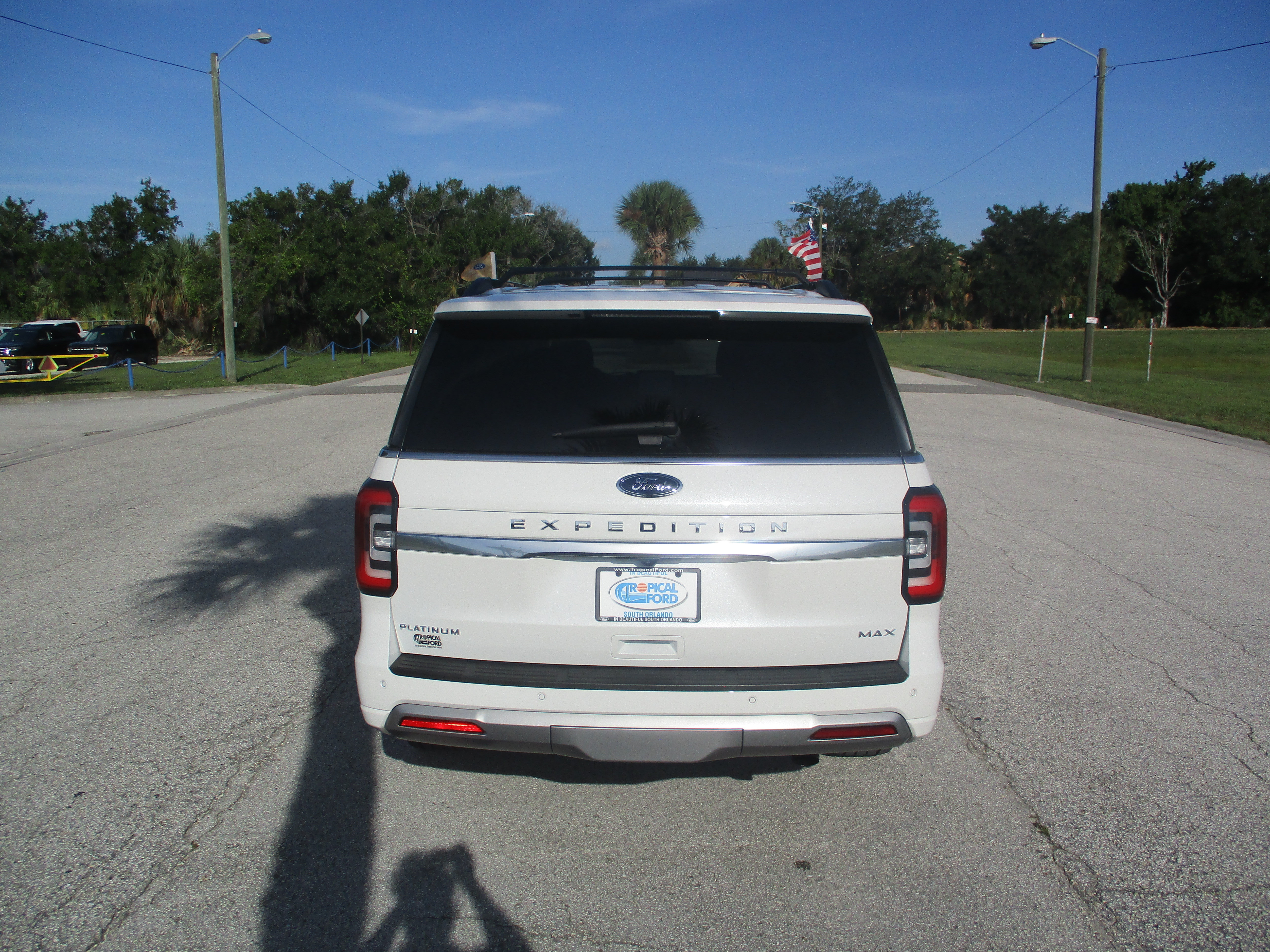 Certified 2024 Ford Expedition Max Platinum RWD image 6