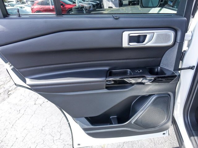 Certified 2023 Ford Explorer Platinum w/ Technology Package AWD/4WD image 29