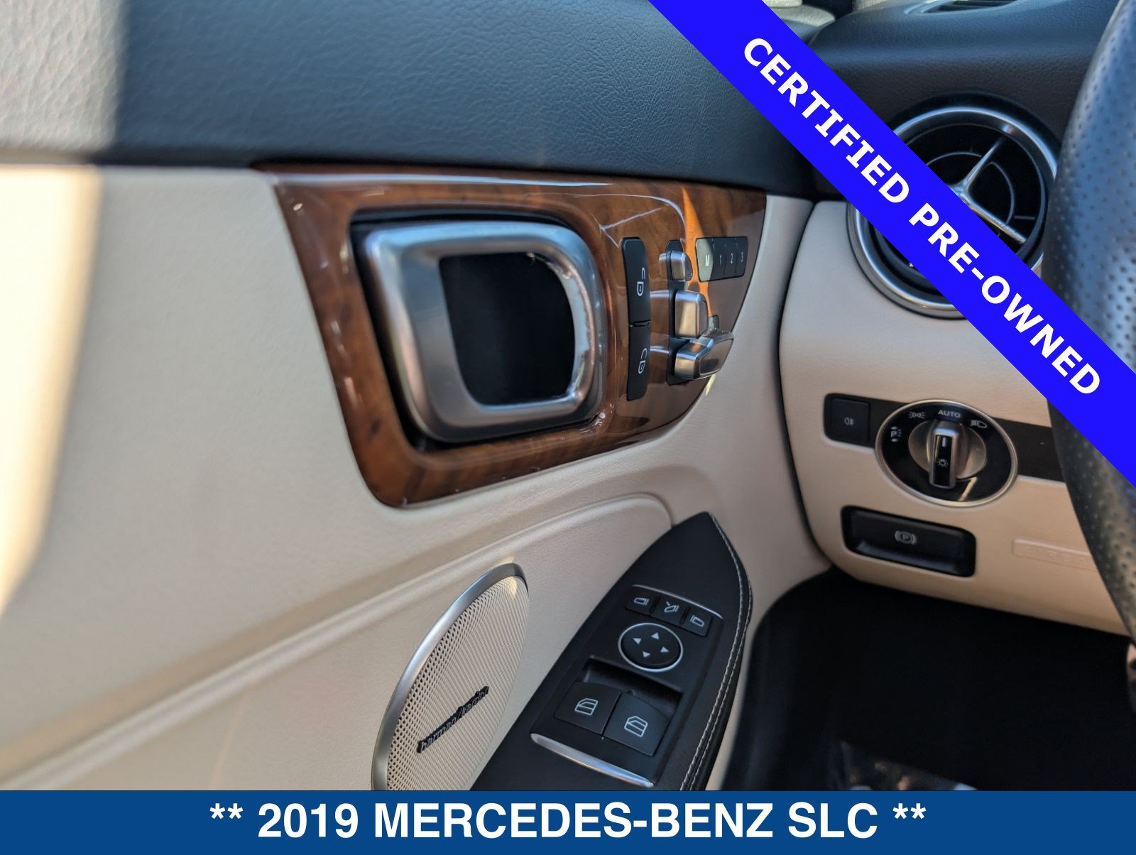 Used 2019 Mercedes-Benz SLC 300 image 19