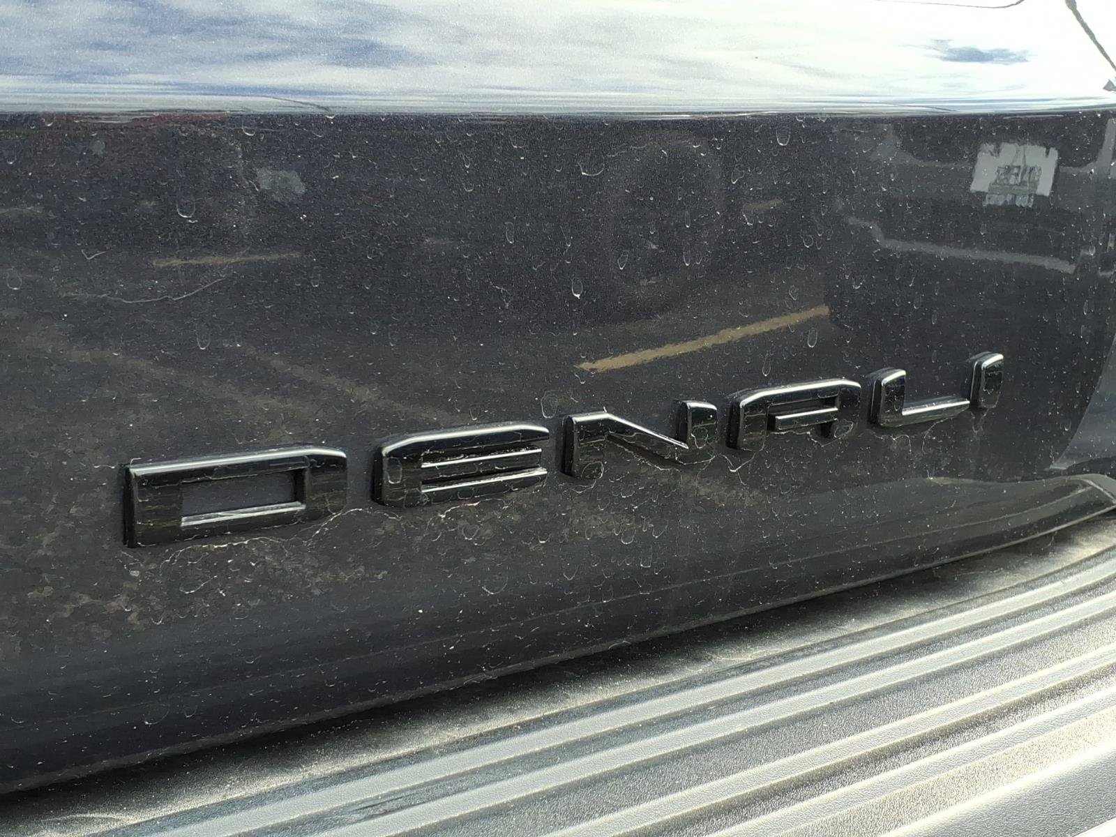 Used 2023 GMC Yukon Denali AWD/4WD image 29