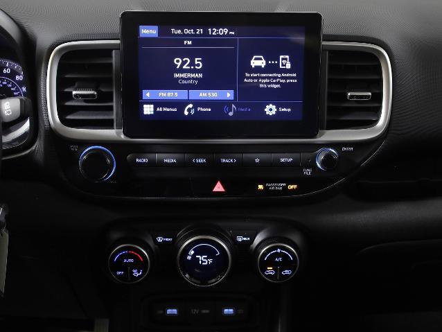 Used 2022 Hyundai Venue SEL image 14