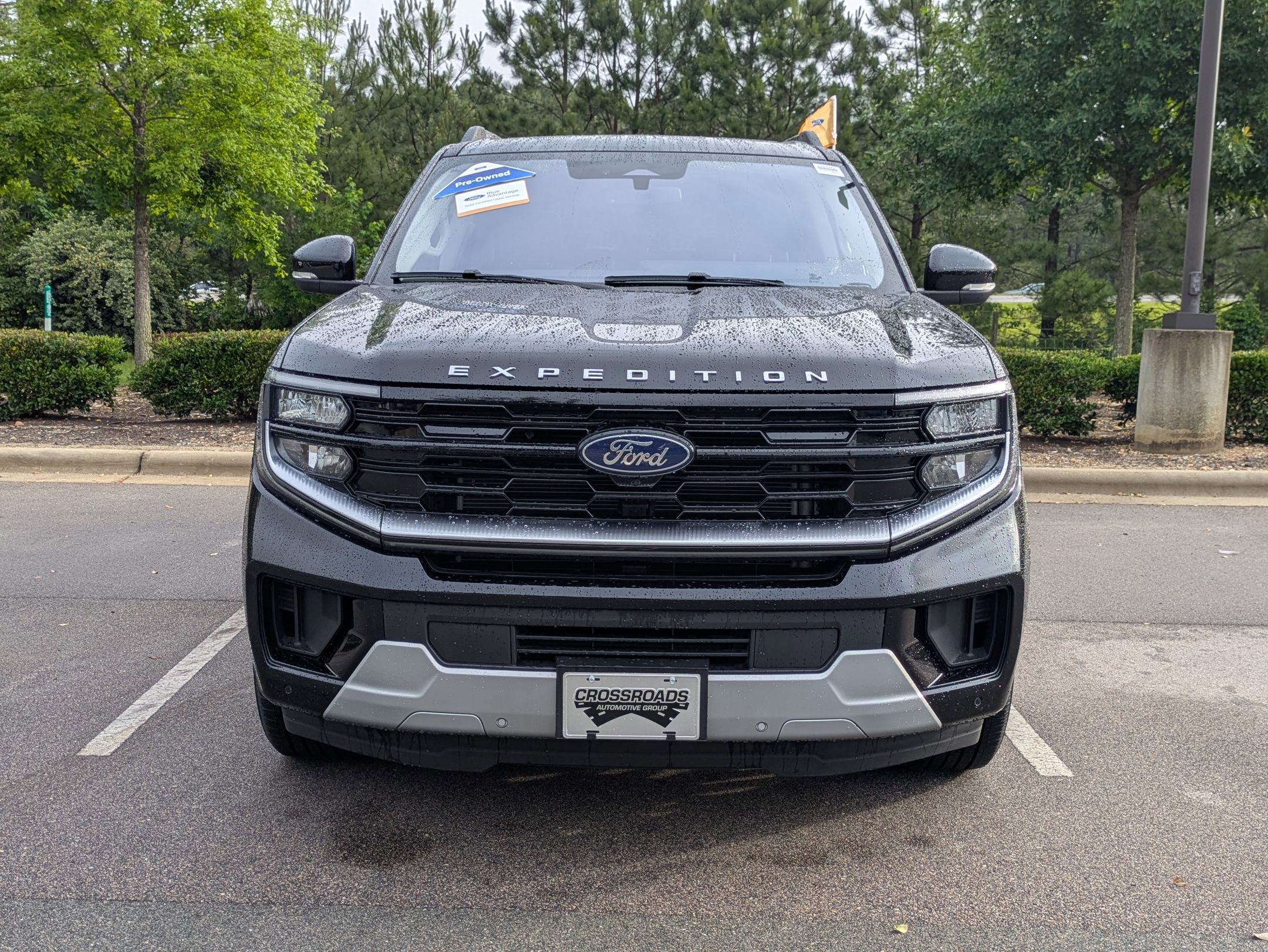 Certified 2025 Ford Expedition Platinum w/ Platinum Ultimate Package AWD/4WD image 9