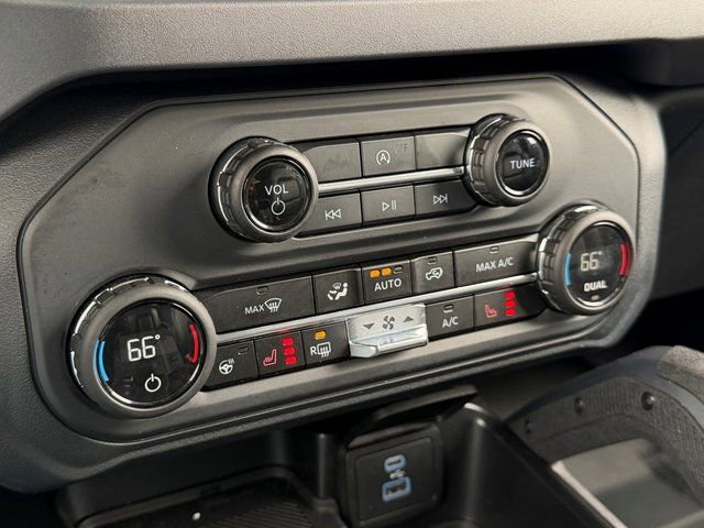 Certified 2025 Ford Bronco Badlands image 20