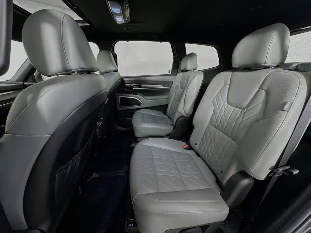 Used 2023 Kia Telluride EX X-Line AWD/4WD image 13