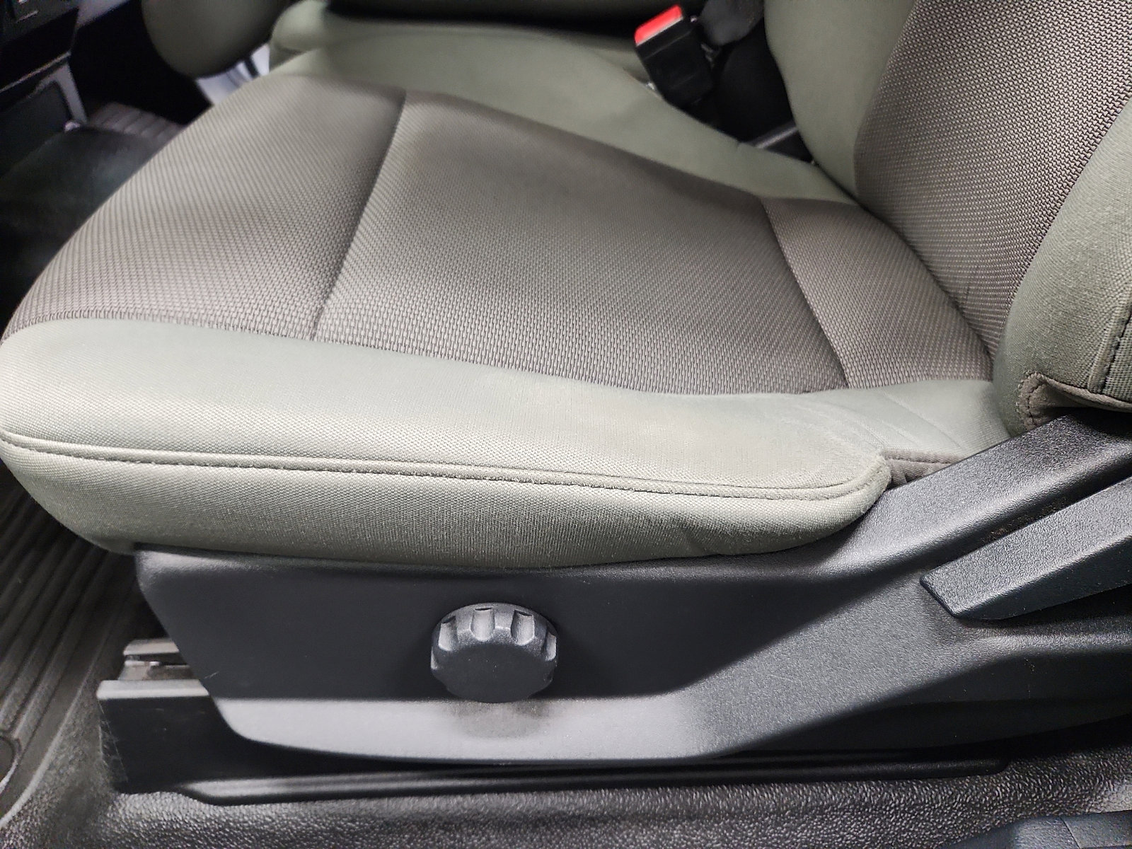 Certified 2022 Ford F250 XL w/ STX Appearance Package image 22